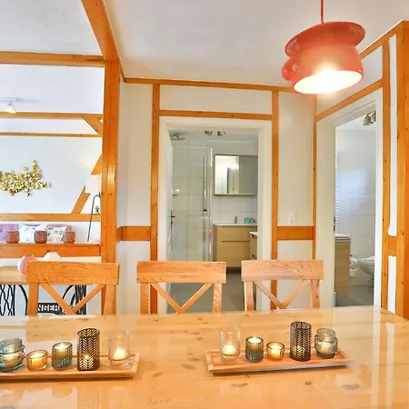 Salzwiesen Mit Eigenem Saunarohrhus *